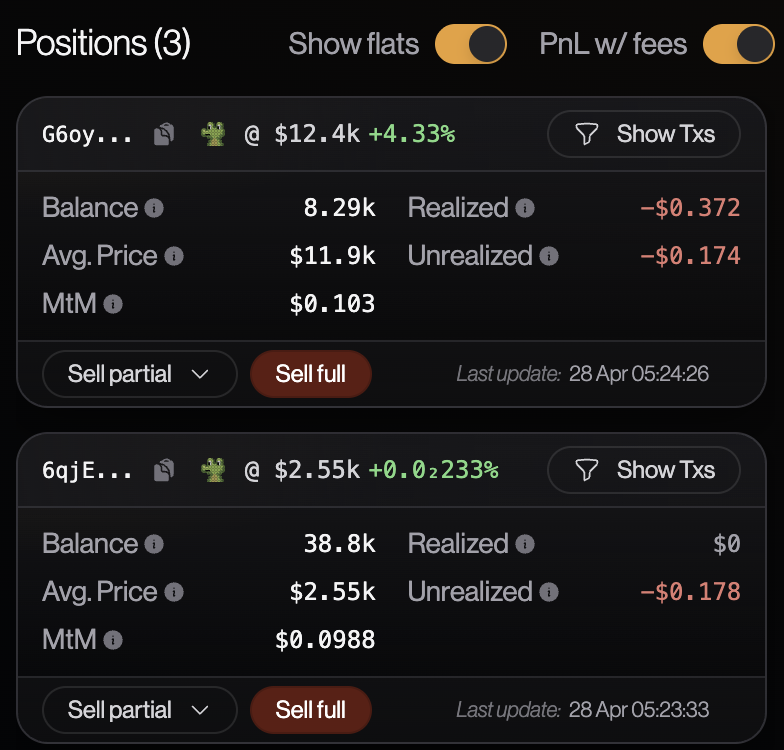 Liste des positions strategy avec token cards, valeurs PnL, boutons show transaction et manual sell